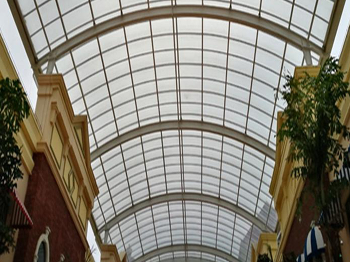 东方屋面网架顶棚吊装方案